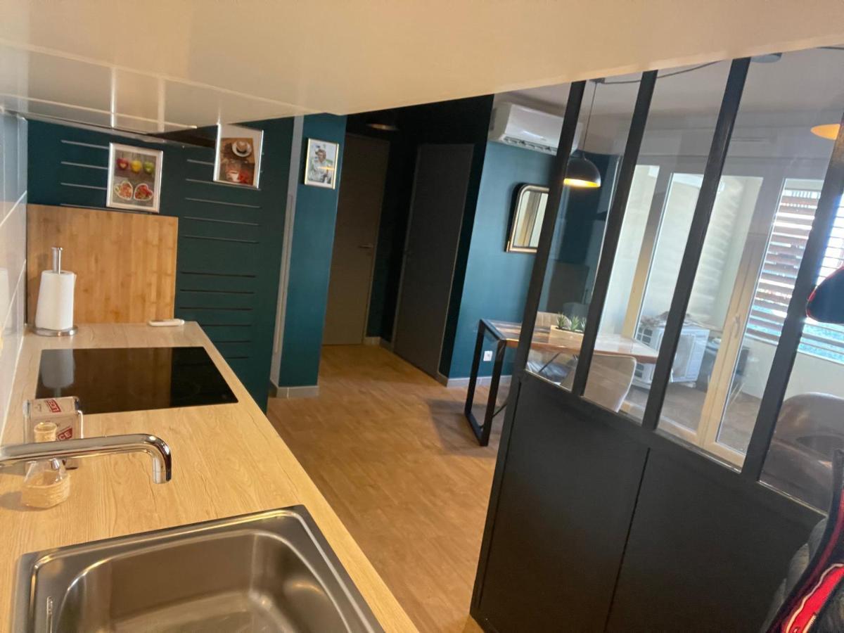 Appartement Et Garage Au Coeur De L'Isle ภายนอก รูปภาพ